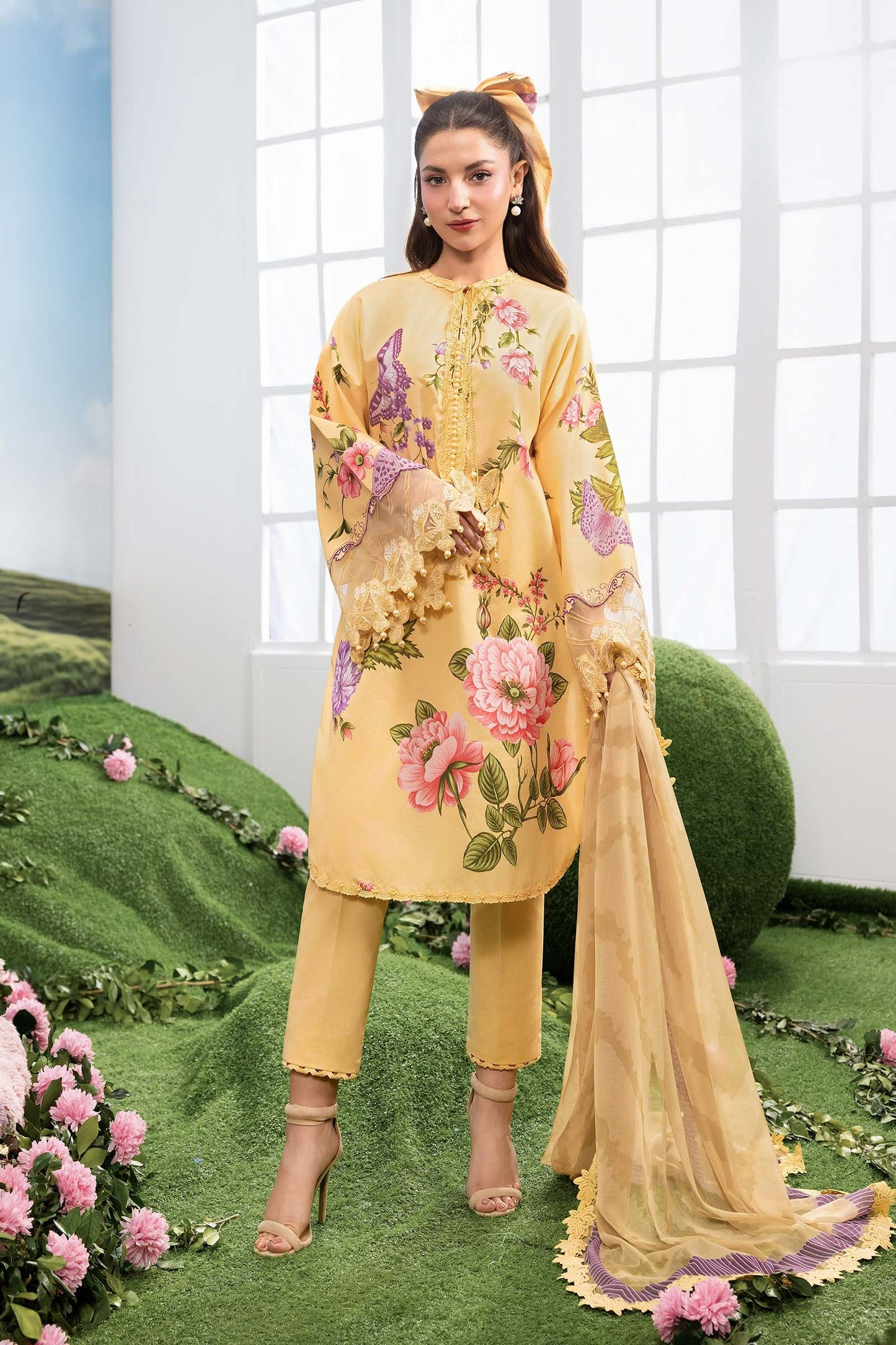 MariaB Basic 3 Pc Unstitched Embroidered Lawn Suit 04B